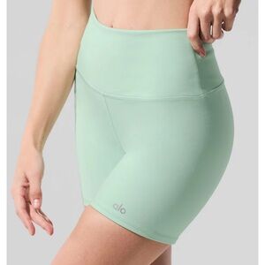 Alo 5" Airbrush High-Waist Biker Short